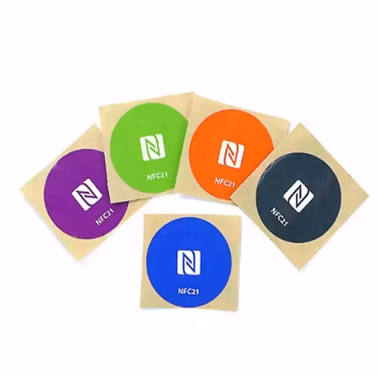 Étiquettes RFID Check Point Anti Métal Autocollantes NFC 125kHz 13.56MHz Rouleau ISO 15693 125 kHz UHF RFID Autocollant Sécurité Pont Autocollant RFID sur Métal